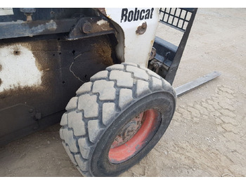 Mini chargeuse Bobcat S 250 TURBO: photos 5