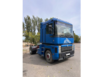 Tracteur routier RENAULT Magnum