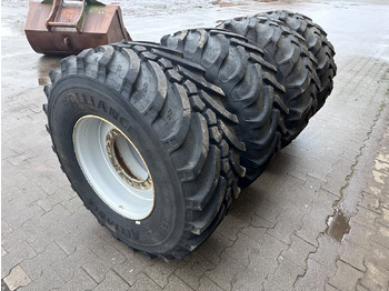 Pneu pour Pelle sur pneus MITAS 445 / 65 R 22.5 Kompletträder - Complet tires: photos 4