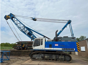 Grue sur chenilles LIEBHERR HS 853 HD