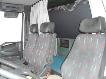 Camion à rideaux coulissants Iveco EuroCargo 120E24 4x2: photos 4 Camion à rideaux coulissants Iveco EuroCargo 120E24 4x2: photos 4