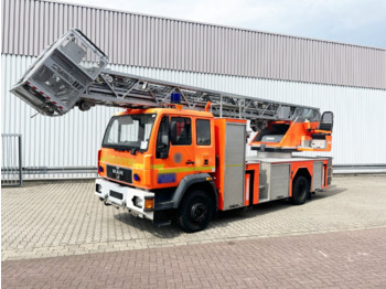 Camion de pompier MAN 15.264