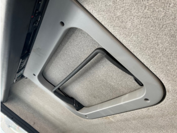 Camion frigorifique MAN TGL 12.220 4X2 BL mit Motorschaden TGL 12.220 4X2 BL mit Motorschaden, Tiefkühlkoffer, Thermoking, Rolltor, unterfaltbare MBB LBW: photos 2 Camion frigorifique MAN TGL 12.220 4X2 BL mit Motorschaden TGL 12.220 4X2 BL mit Motorschaden, Tiefkühlkoffer, Thermoking, Rolltor, unterfaltbare MBB LBW: photos 2