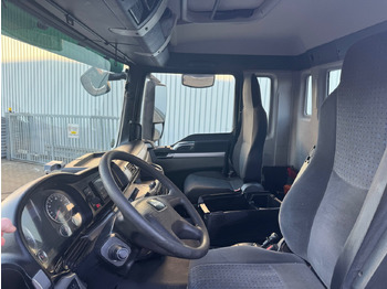 Photo d'intérieur 1: Camion ampliroll MAN TGS 26.480 6x2-4 BL TGS 26.480 6x2-4 BL, Lenk-Liftachse, VDL Abrollkipper bis 7m Container