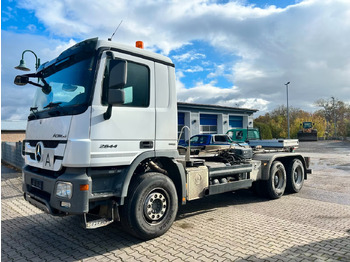 Camion ampliroll MERCEDES-BENZ Actros 2644