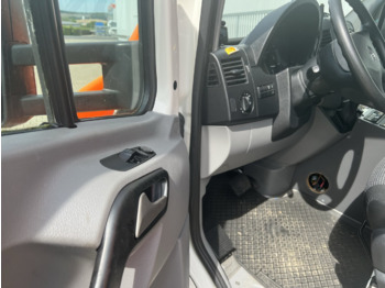 Ambulance Mercedes-Benz Sprinter 516 CDI 4x2 Sprinter 516 CDI 4x2, Rettungswagen, Bi-Xenon: photos 4