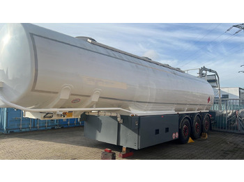 Semi-remorque citerne TAL 44.0/11-27 TAL 44.0/11-27, 43.950l, 4 Kammern, Untenbefüllung, Pumpe: photos 4 Semi-remorque citerne TAL 44.0/11-27 TAL 44.0/11-27, 43.950l, 4 Kammern, Untenbefüllung, Pumpe: photos 4