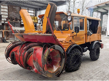 Véhicule utilitaire