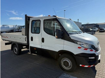 Fourgon utilitaire Iveco Daily 35 S12: photos 5