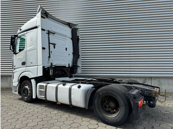 Tracteur routier Mercedes-Benz Actros 1845 / Euro 5 / 2 Tanks / 2 In Stock: photos 3