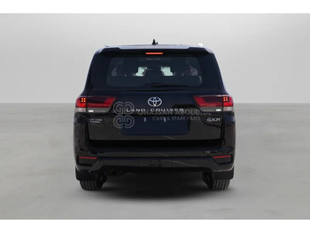 SUV Toyota Land Cruiser 300  4x4: photos 4