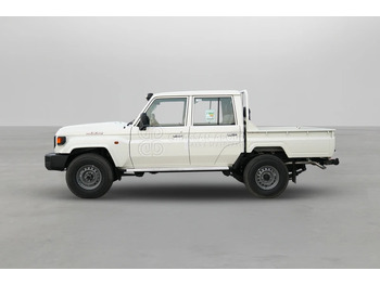 Pick-up Toyota Land Cruiser Pick Up LC79 4X4 DC: photos 3