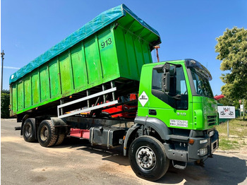 Camion benne IVECO Trakker