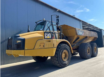Tombereau articulé CATERPILLAR 740B