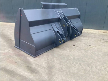 Godet pour Engins de chantier neuf Volvo L120H: photos 2 Godet pour Engins de chantier neuf Volvo L120H: photos 2