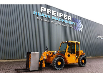 Chariot télescopique JCB