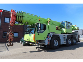 Grue tout-terrain LIEBHERR LTM 1055-3.2