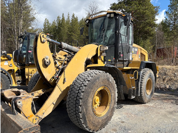 Chargeuse sur pneus CATERPILLAR 938M