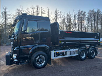 Camion MERCEDES-BENZ Arocs
