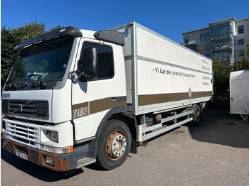Camion VOLVO FM7