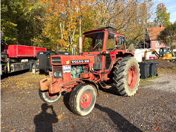 Tracteur agricole VOLVO