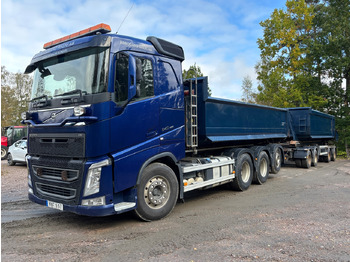 Camion ampliroll VOLVO FH 540