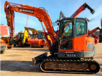 Mini pelle DOOSAN DX85R-3