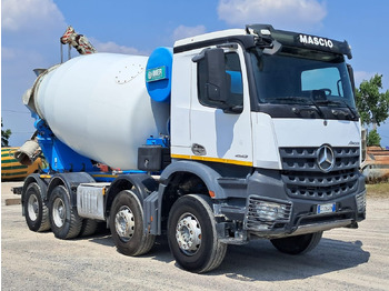 Camion malaxeur MERCEDES-BENZ Arocs 4142