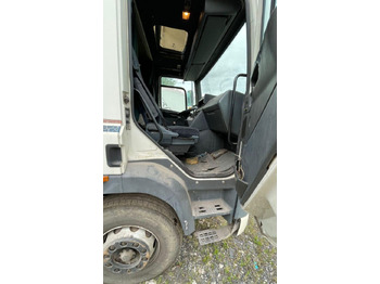 Tracteur routier DAF CF 85: photos 2