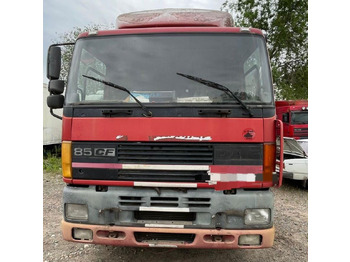 Tracteur routier DAF CF 85