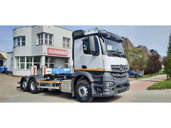 Camion ampliroll MERCEDES-BENZ Actros 2542