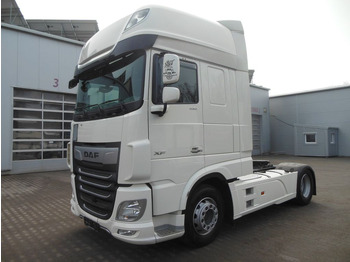 Tracteur routier DAF XF 106 530