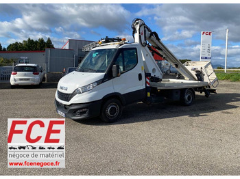 Camion avec nacelle OIL&STEEL