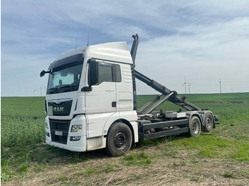 Camion ampliroll MAN