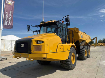 Tombereau articulé CATERPILLAR 730