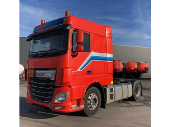 Tracteur routier DAF XF 460
