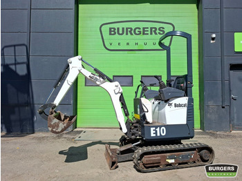 Mini pelle BOBCAT E10