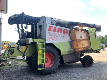 Moissonneuse-batteuse CLAAS Lexion