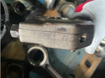 Bielle pour Machine agricole DEUTZ Korbowód TCD2013L044V TCD2013L064V Fendt 936 oryginał 04901791: photos 3