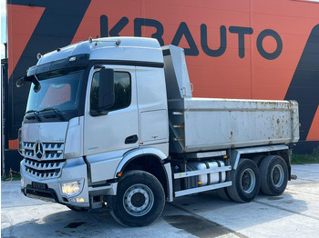 Camion benne MERCEDES-BENZ Arocs 2651