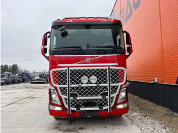 Volvo FH 500 8x4*4 KORP&SON TANK10000 + 10500 l / VACUUM Vacustar W1600R / PRESSURE Uraca KF716 - 350 l/min - 170 bar — crédit-bail Volvo FH 500 8x4*4 KORP&SON TANK10000 + 10500 l / VACUUM Vacustar W1600R / PRESSURE Uraca KF716 - 350 l/min - 170 bar: photos 2