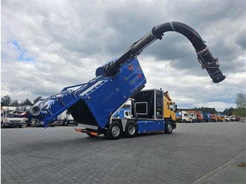 Camion vidangeur SCANIA