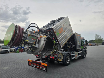 Camion vidangeur SCANIA