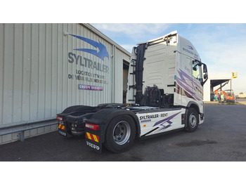 Volvo FH 500 Globetrotter XXL (Location / Rent) — crédit-bail Volvo FH 500 Globetrotter XXL (Location / Rent): photos 2
