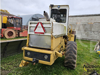 Chargeuse sur pneus International 520A: photos 3