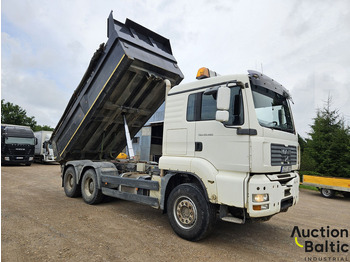 Camion benne MAN TGA 26.480
