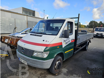 Utilitaire plateau MERCEDES-BENZ