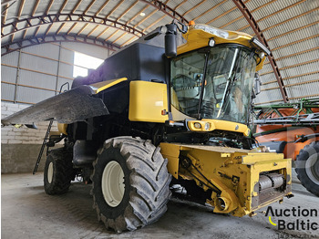 Moissonneuse-batteuse pour transport de la nourriture New Holland CR 9080: photos 2