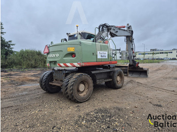 Pelle sur pneus Volvo EW 140 C: photos 4