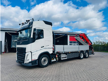 Camion plateau VOLVO FH 540